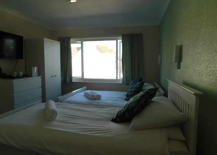 3 star hotels 